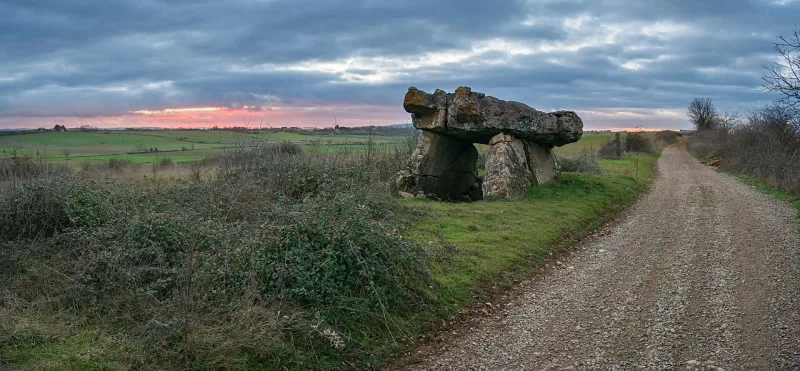 Carte interactive des dolmens et menhirs d'Aveyron