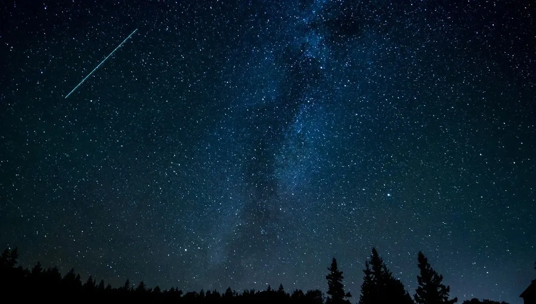 Ciel étoilé au-dessus du plateau de l'Aubrac en Aveyron