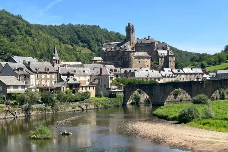 Estaing, étape sur le chemin de Saint-Jacques
