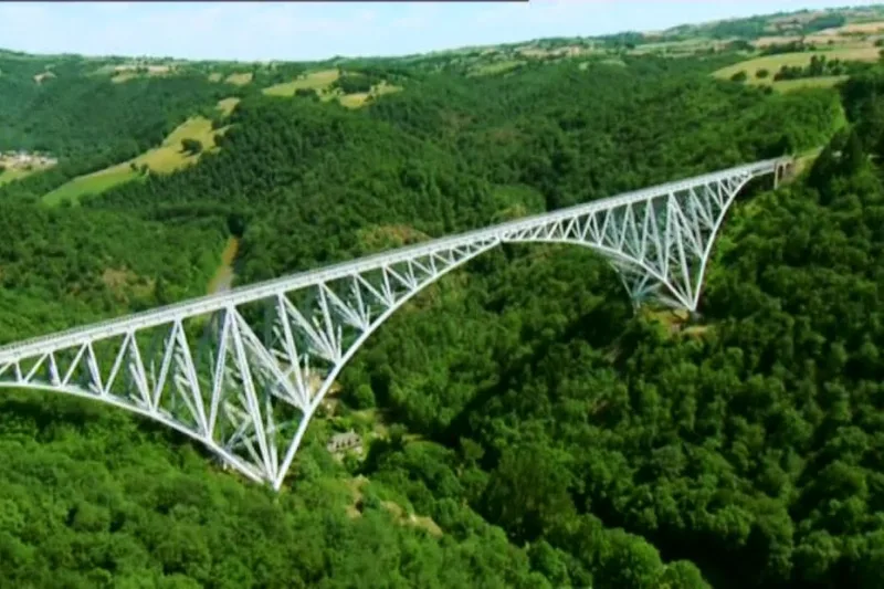 Viaduc du Viaur : le géant de fer des gorges en Aveyron